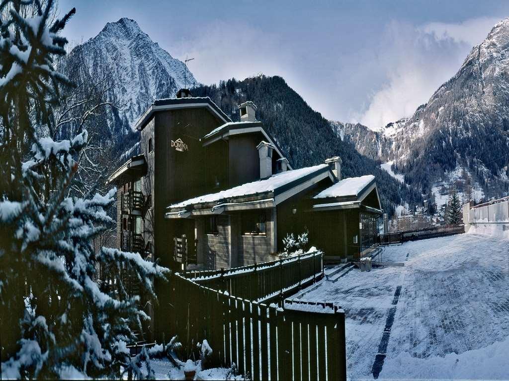 Hotel Les Jumeaux Courmayeur Zimmer foto